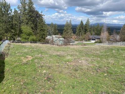 1626 W Toni Rae Dr