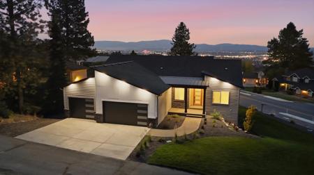 7285 E Columbia Dr