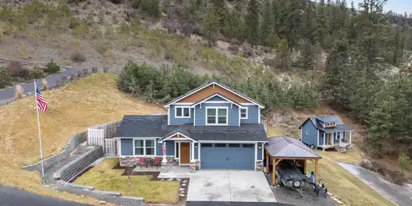 39525 Lakewind Dr. N.