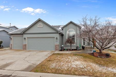 19201 E Riverwalk Ln