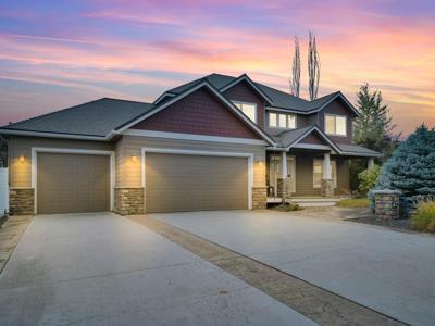 20306 E Happy Trails Ln