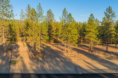 Lot 28 Legacy Way