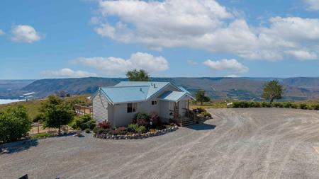 24 Cielo Cir
