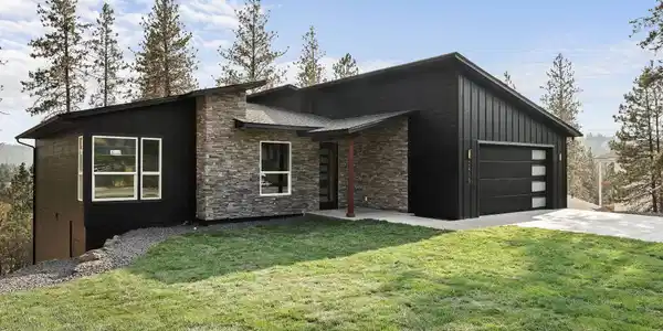 2418 E Casper Dr