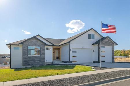 18006 E Apollo Rd