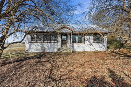 10001 E Bigelow Gulch Rd