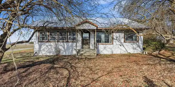 10001 E Bigelow Gulch Rd