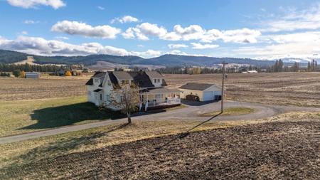 13716 E Piper Rd