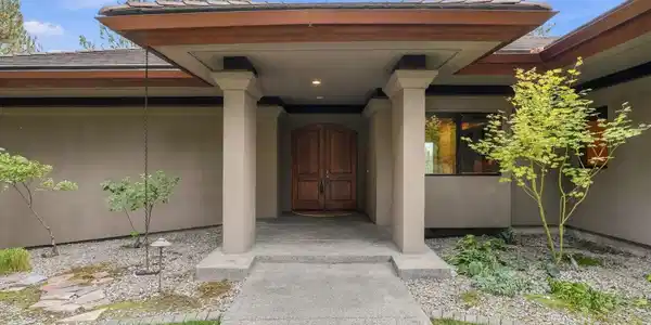 Image 4 Image 4