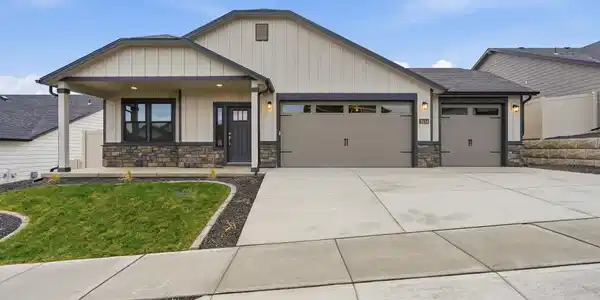 18134 E Barclay Ct