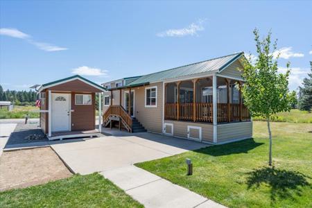 455 Guinevere Dr