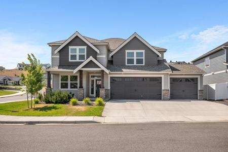 1229 S Greenacres Ct