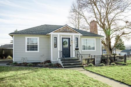 2117 W Knox Ct