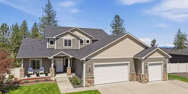 10503 N Alberta Cir