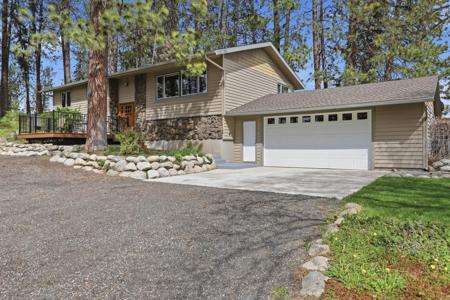 12504 N Fairview Rd