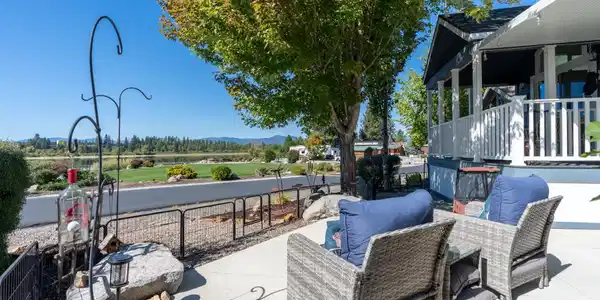 71 Pathfinder Ln