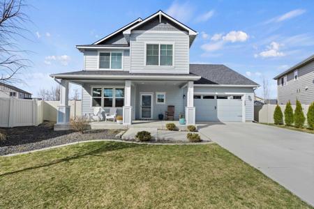 1737 N Meyers Ct