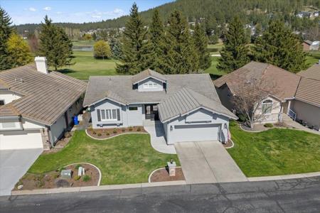 426 N Village Ln