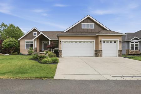 17706 E Galaxy Rd