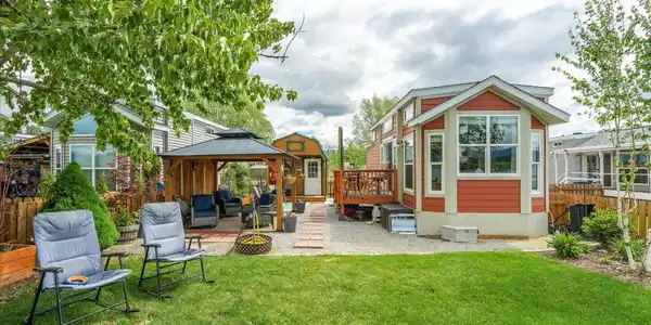 489 Guinevere DR Dr