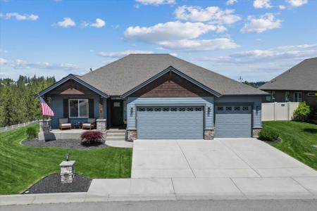 696 W Basalt Ridge Dr