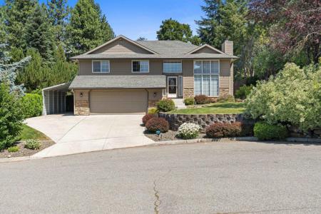8603 E Columbia Park Dr