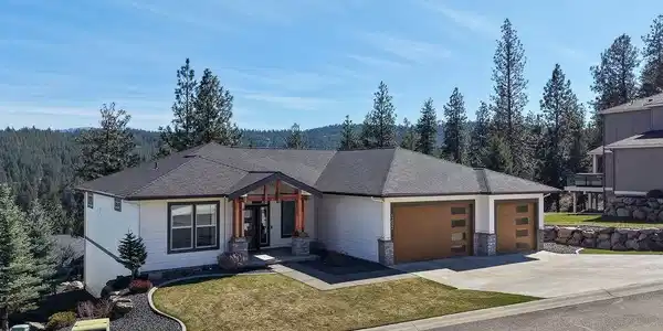 13022 E San Juan Ln