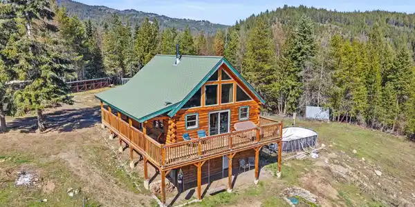 2989 Leslie Creek Rd