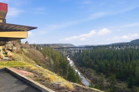 166 S Coeur d'Alene D305 St