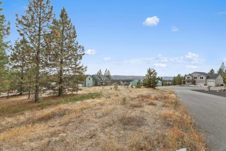 60882 Westview Dr