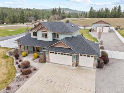 20303 E Happy Trails Ln