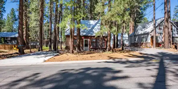 1065 Moss Road