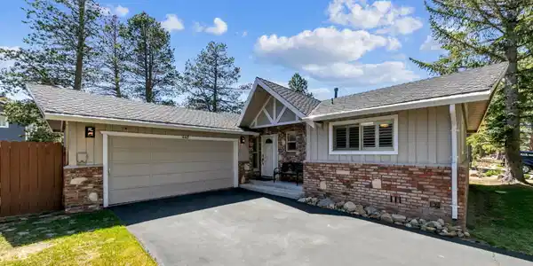 440 Capri Drive
