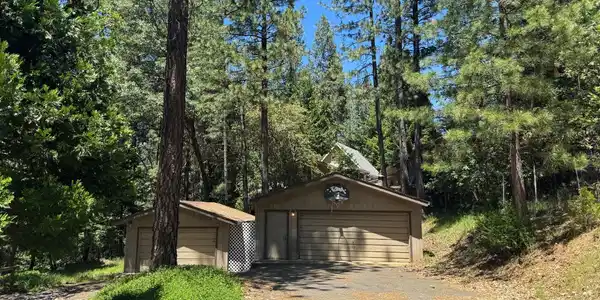 6001 Calico Court