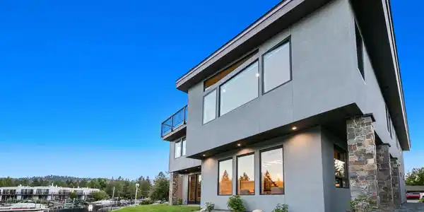 2076 Traverse Court