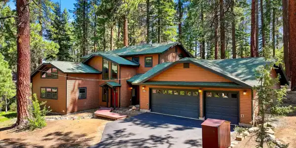 3582 Mackedie Way