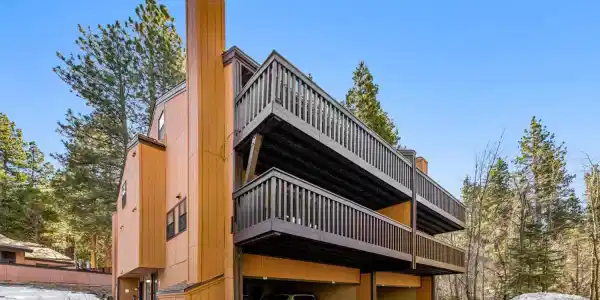 1439 Ski Run Boulevard