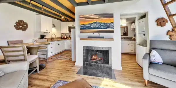 497 Tahoe Keys Boulevard