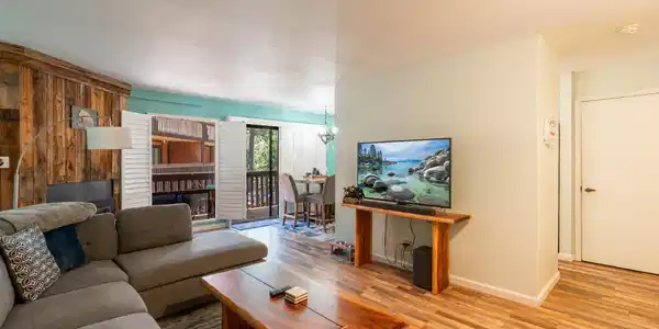 1439 Ski Run Boulevard