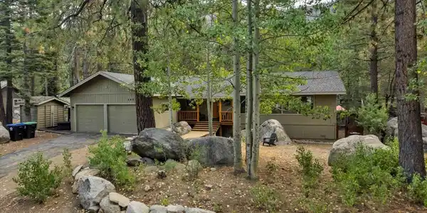 3431 Beaver Brae