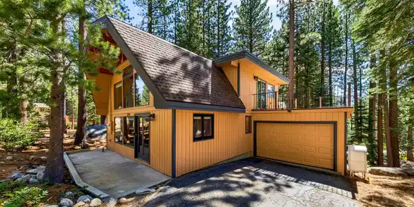 2160 Mewuk Drive