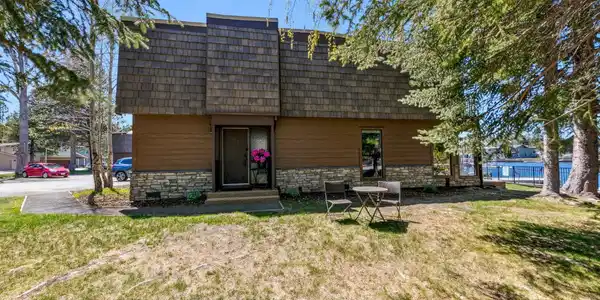 552 Christie Drive
