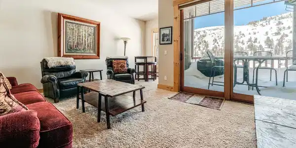 39 Palisades Drive