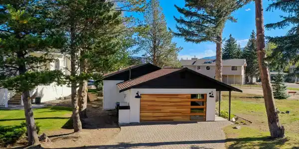 493 Christie Drive