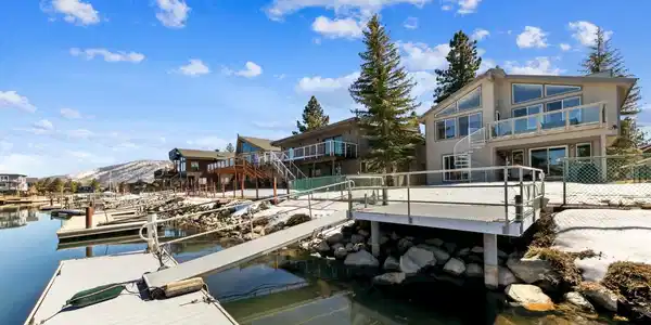 2011 Kokanee Way
