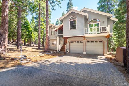 2260 Deveron Way
