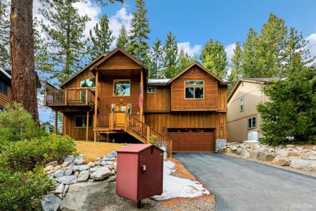 1658 Crystal Air Drive