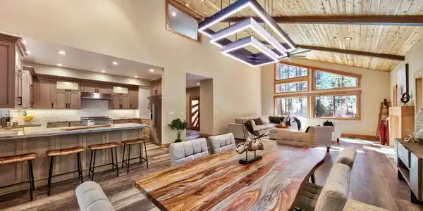 1305 Peninsula Road