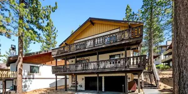 1285 Timber Lane