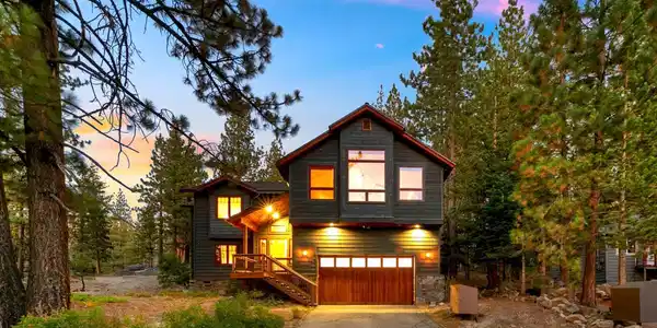 2181 Pinewood Drive